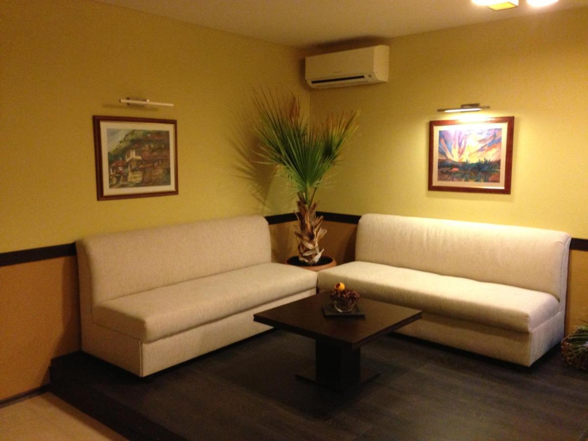 Park Hotel Stratesh Lovech Luaran gambar