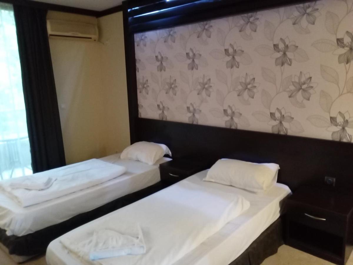 Park Hotel Stratesh Lovech Luaran gambar