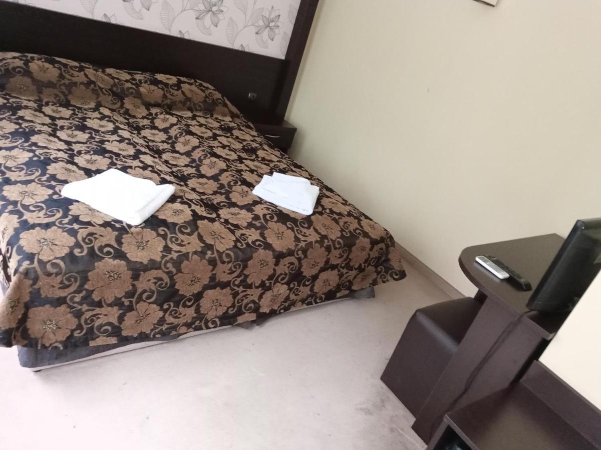 Park Hotel Stratesh Lovech Luaran gambar