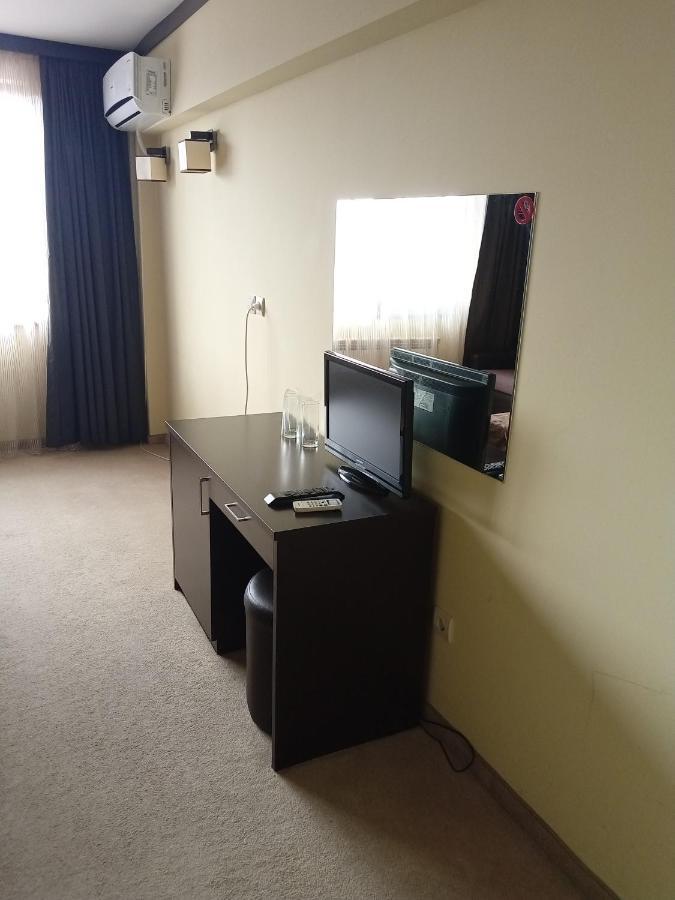 Park Hotel Stratesh Lovech Luaran gambar